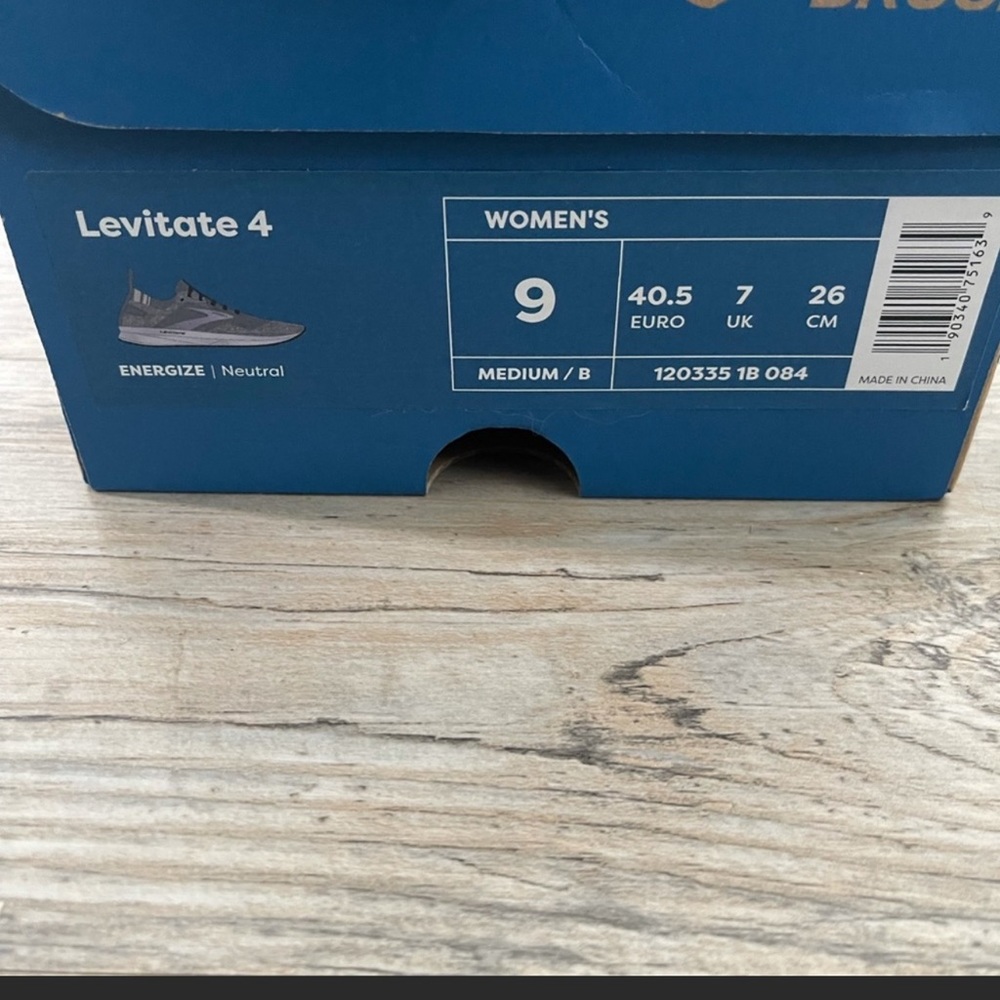 Brooks Levitate 4 Shoes. Brand new, Never worn.